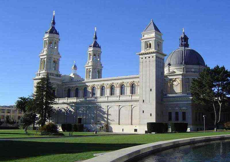 2019年能接受中国高考成绩的美国大学盘点！