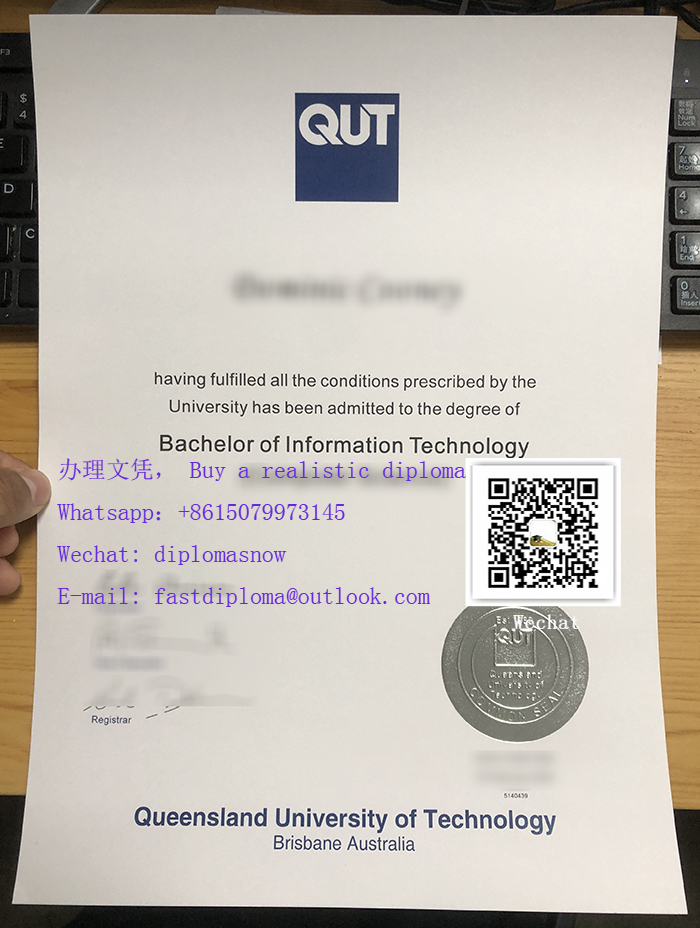 QUT Degree Certificate